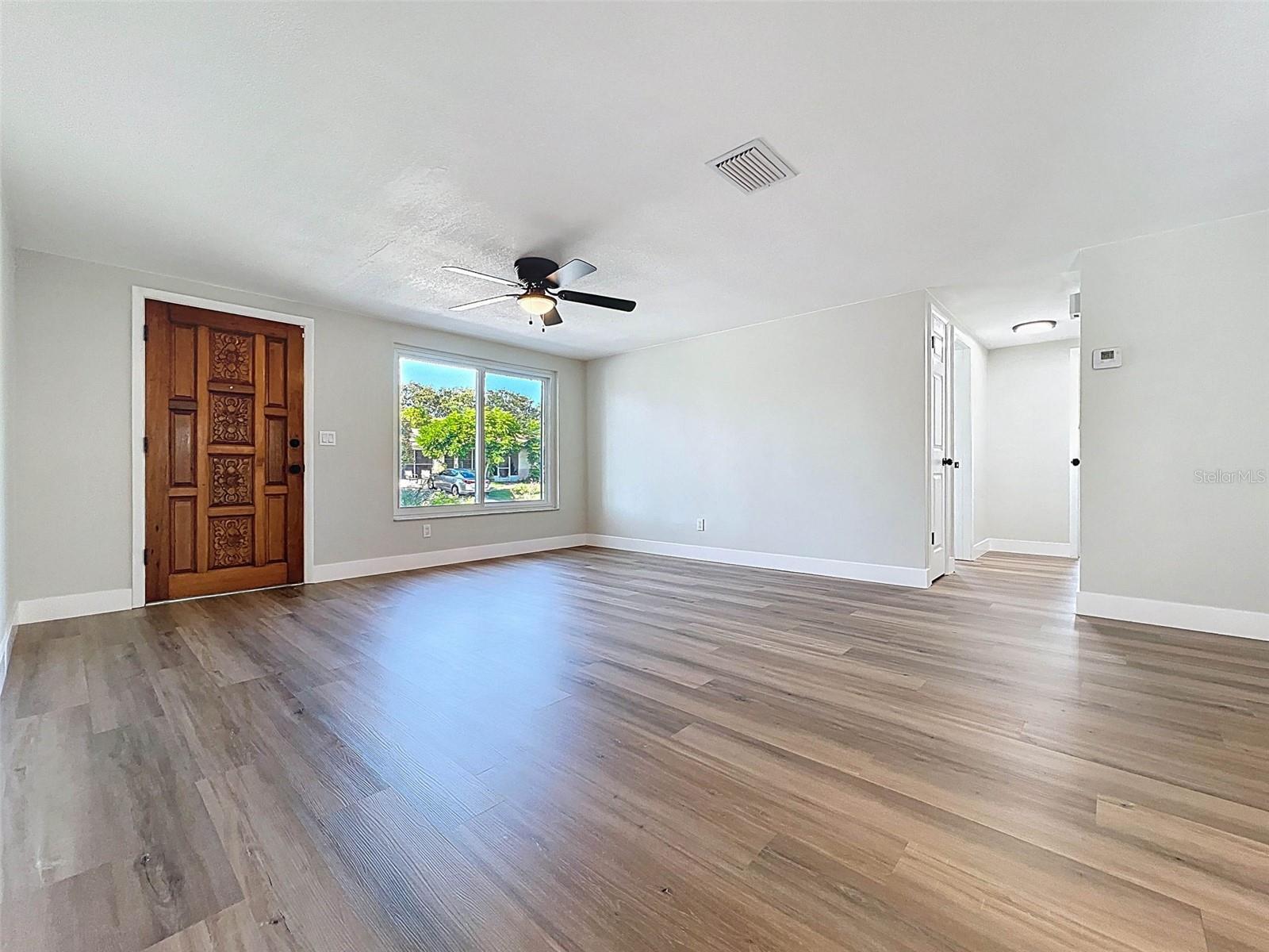 Listing photo id 8 for 7311 San Carlos Drive