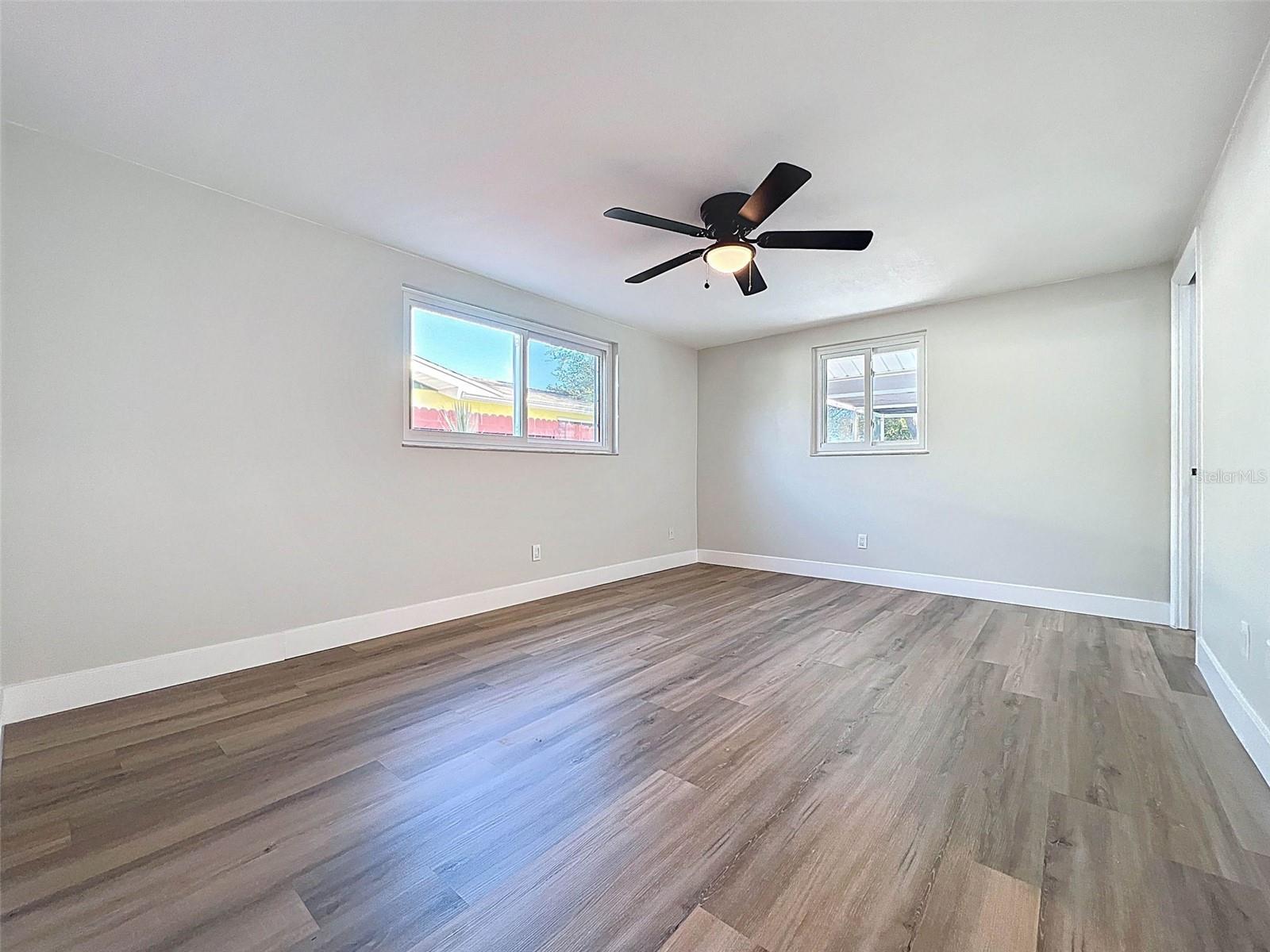 Listing photo id 18 for 7311 San Carlos Drive