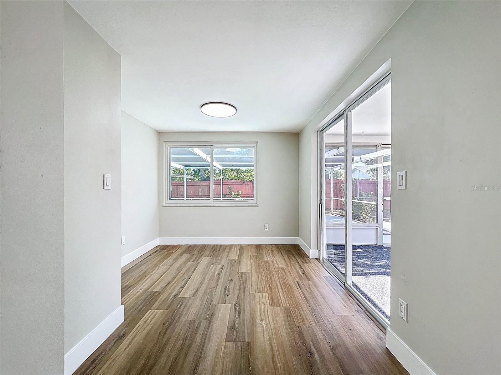 Listing photo id 30 for 7311 San Carlos Drive