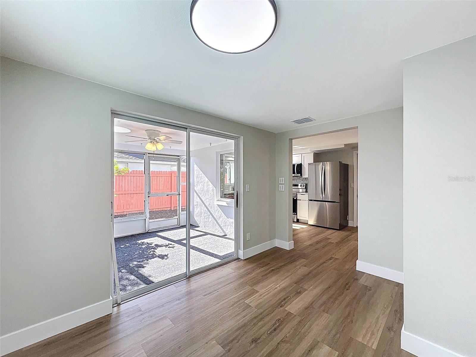 Listing photo id 31 for 7311 San Carlos Drive