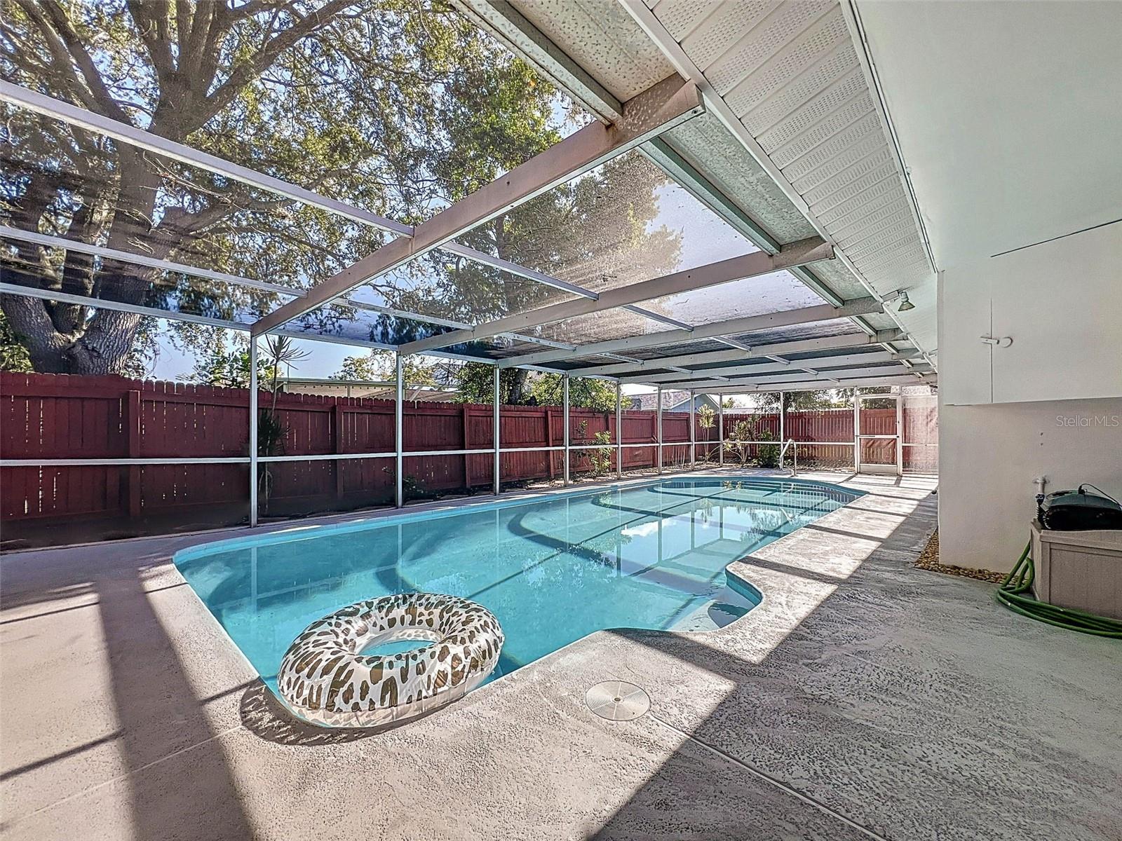 Listing photo id 37 for 7311 San Carlos Drive