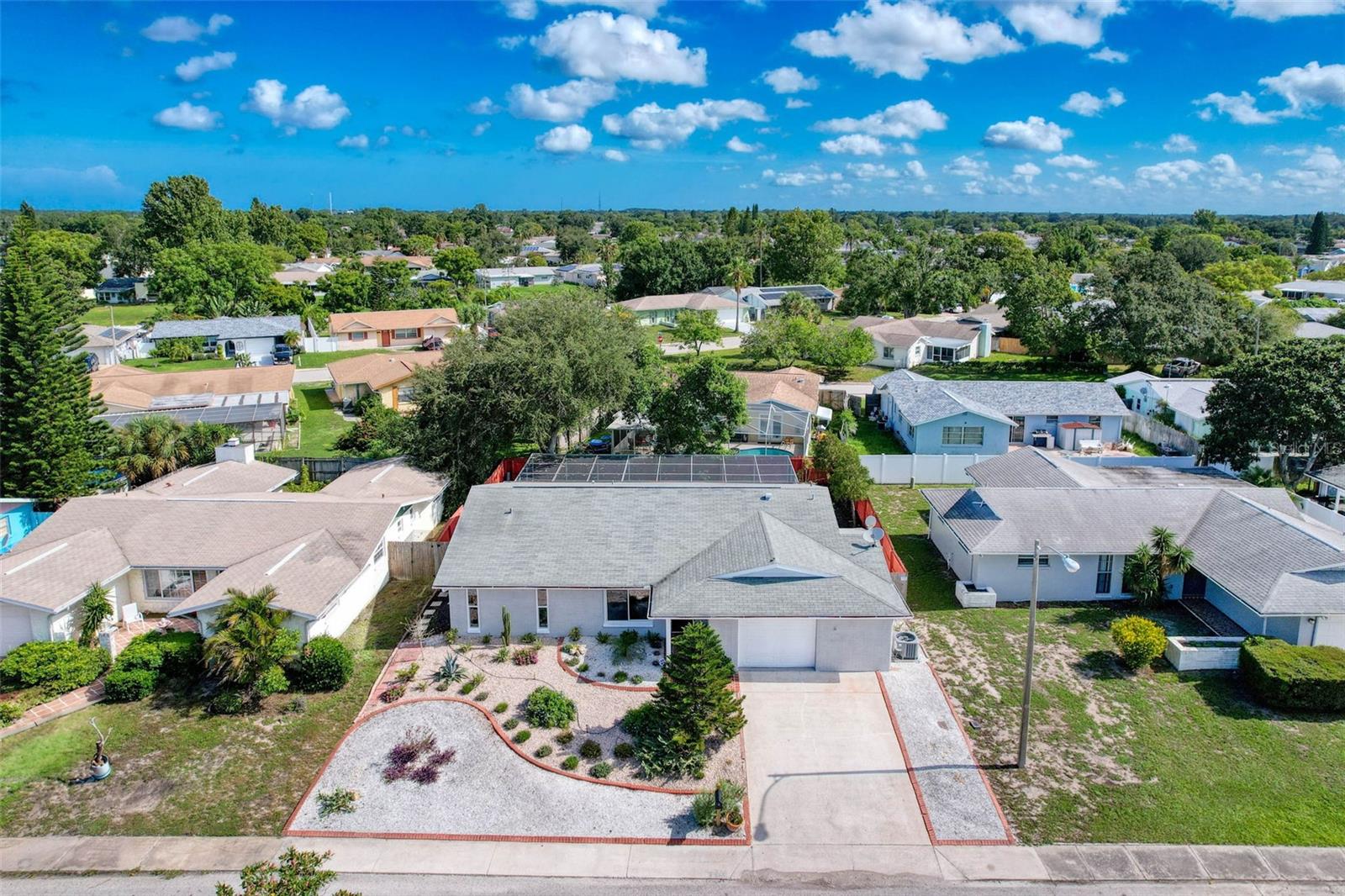 Listing photo id 2 for 7311 San Carlos Drive