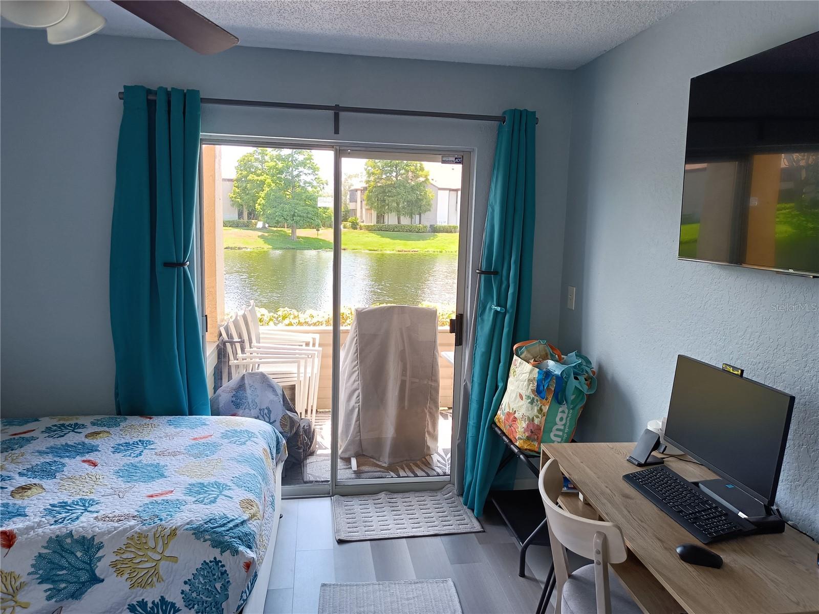 Image 24 of 60 For 10263 Gandy Boulevard N 611