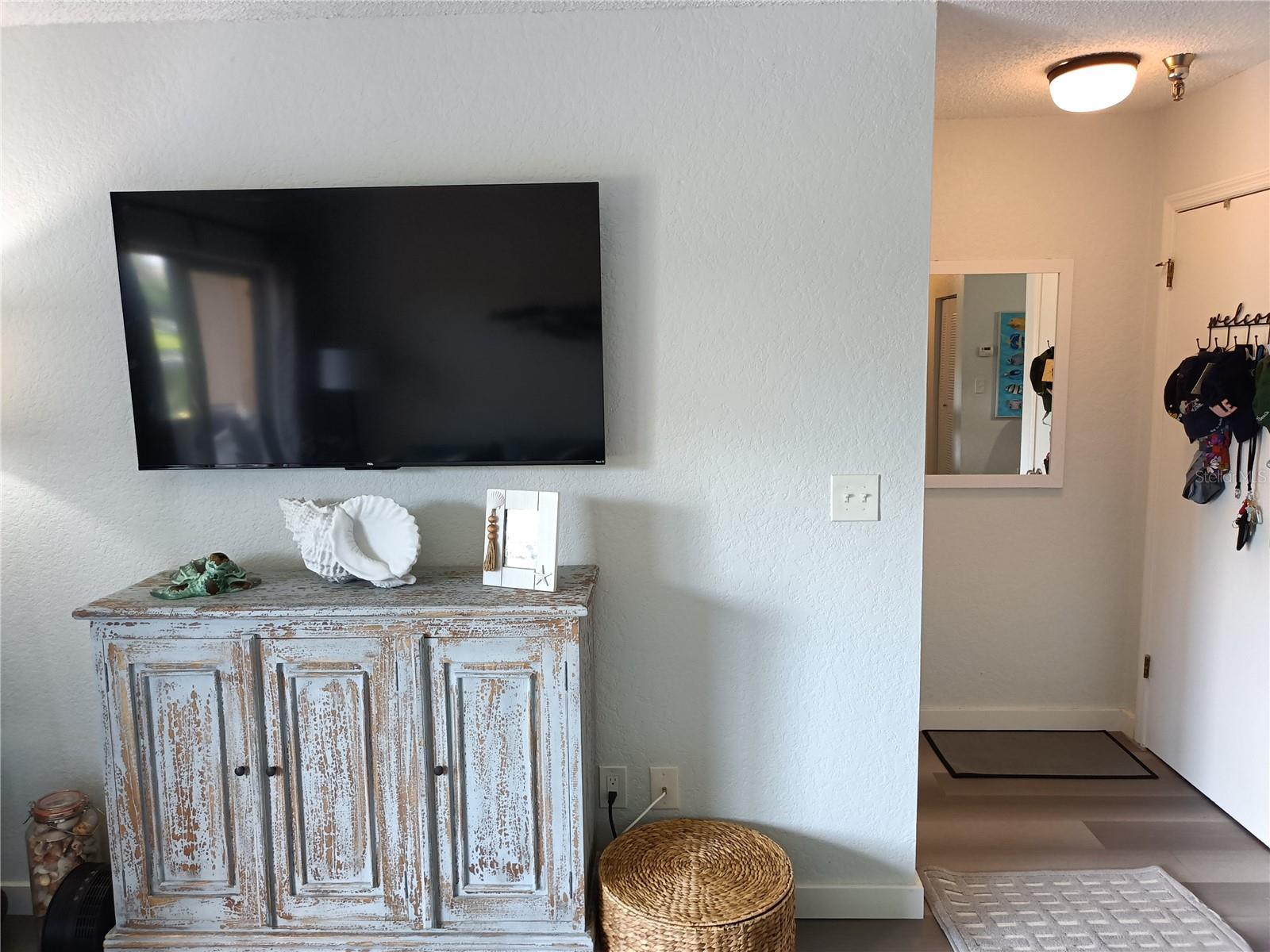 Image 30 of 60 For 10263 Gandy Boulevard N 611