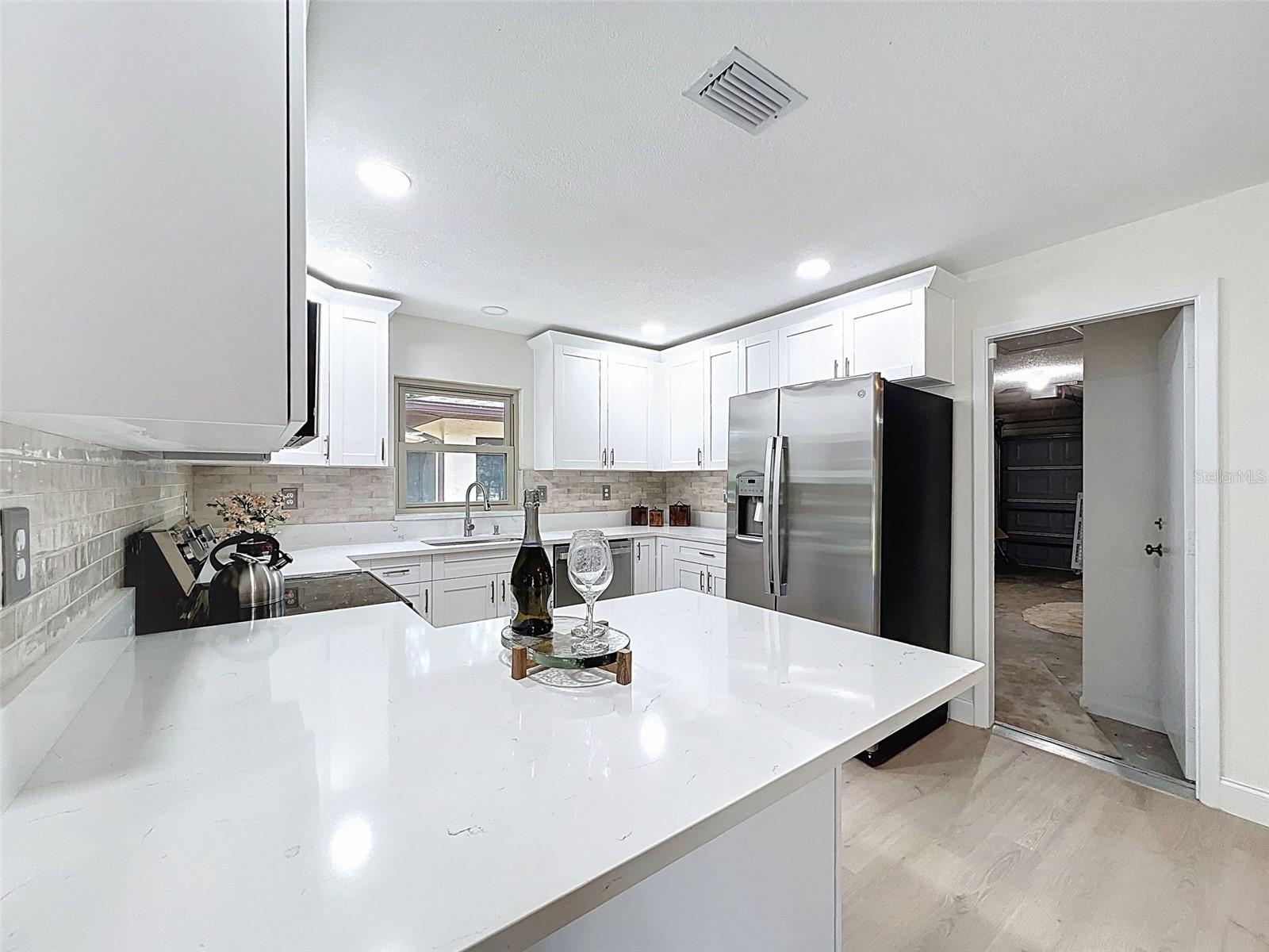 Image 8 of 44 For 6499 Rosedale Drive