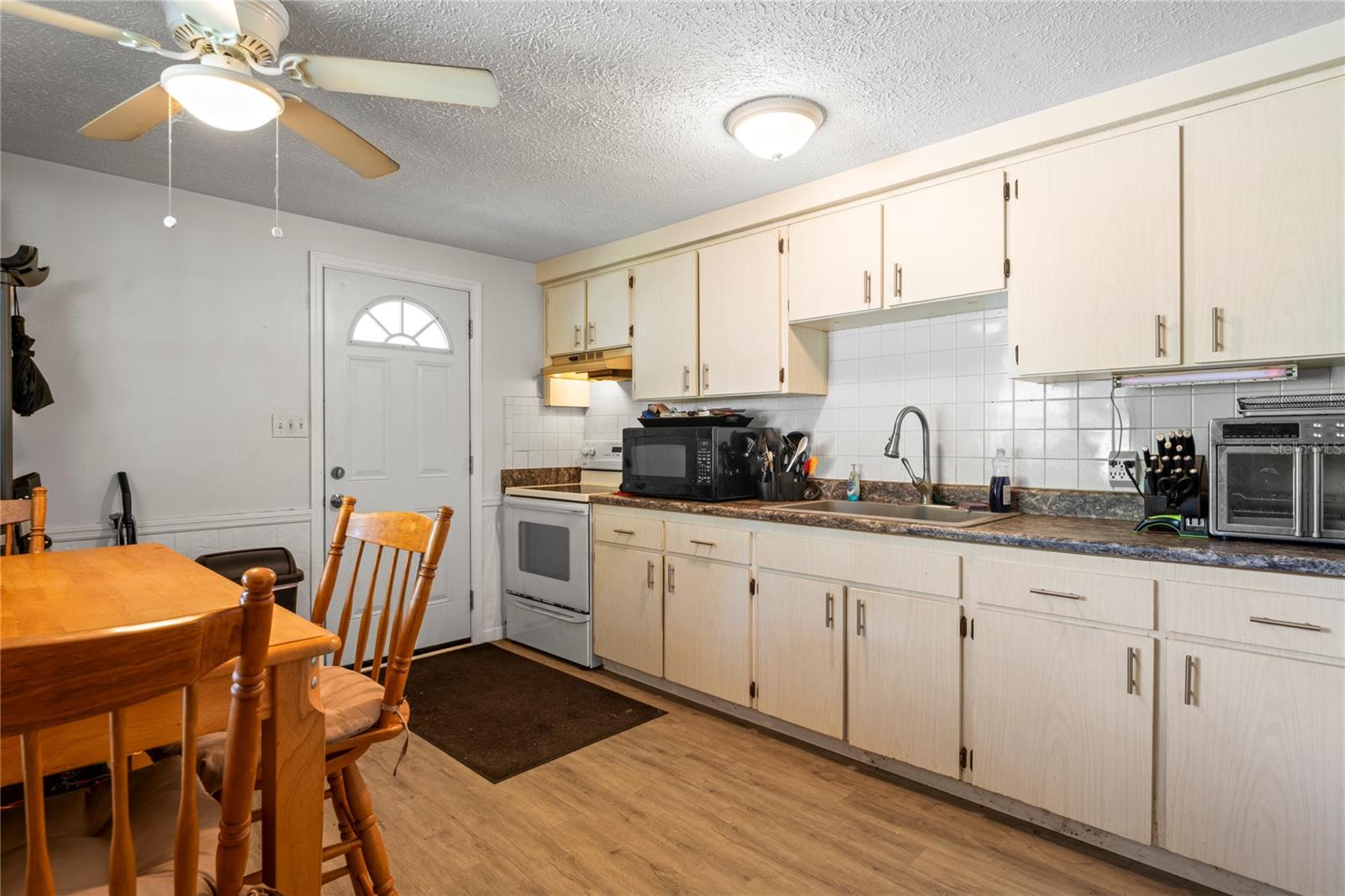 Image 6 of 22 For 4312 Mesa Drive