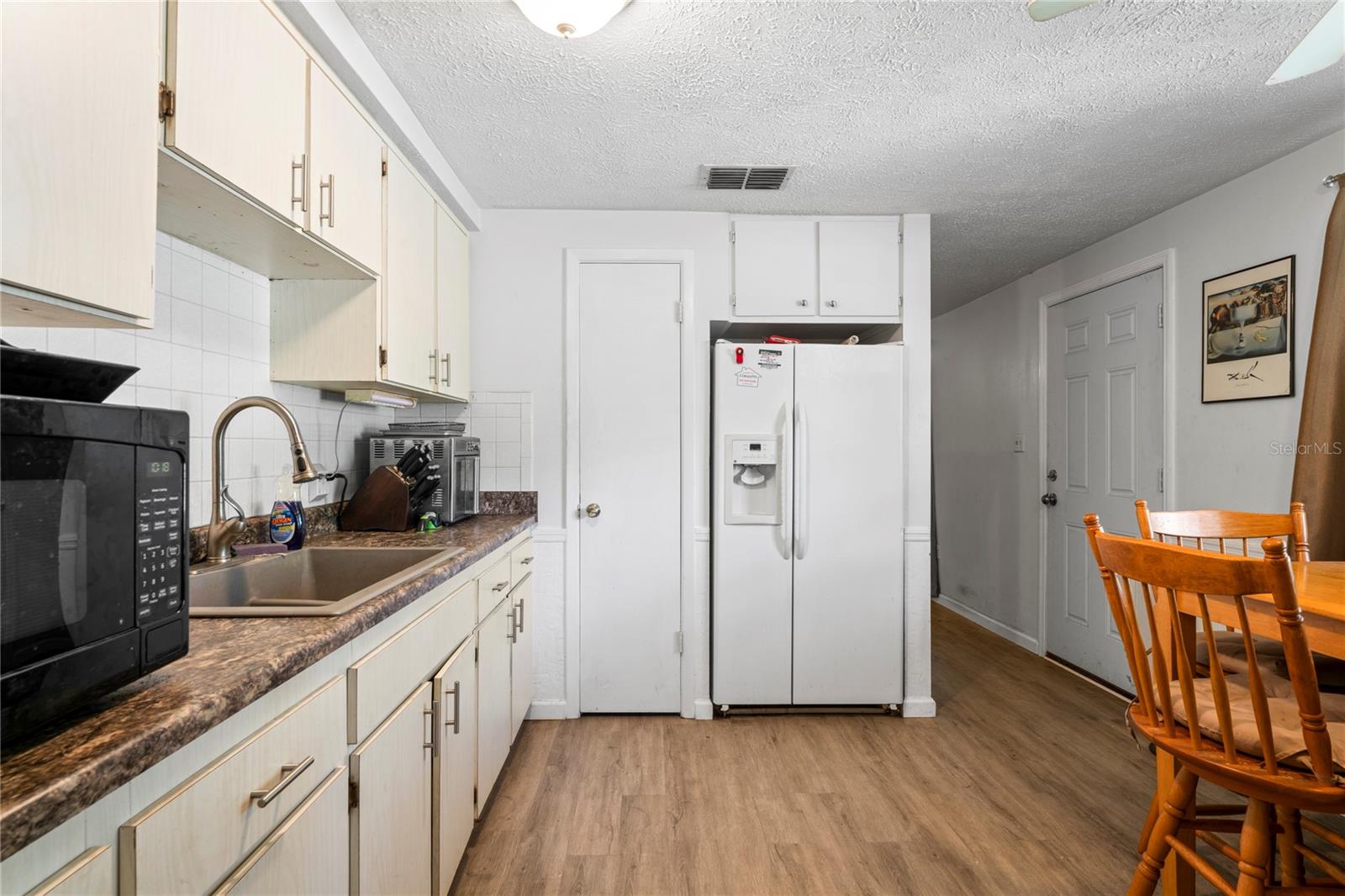 Image 8 of 22 For 4312 Mesa Drive