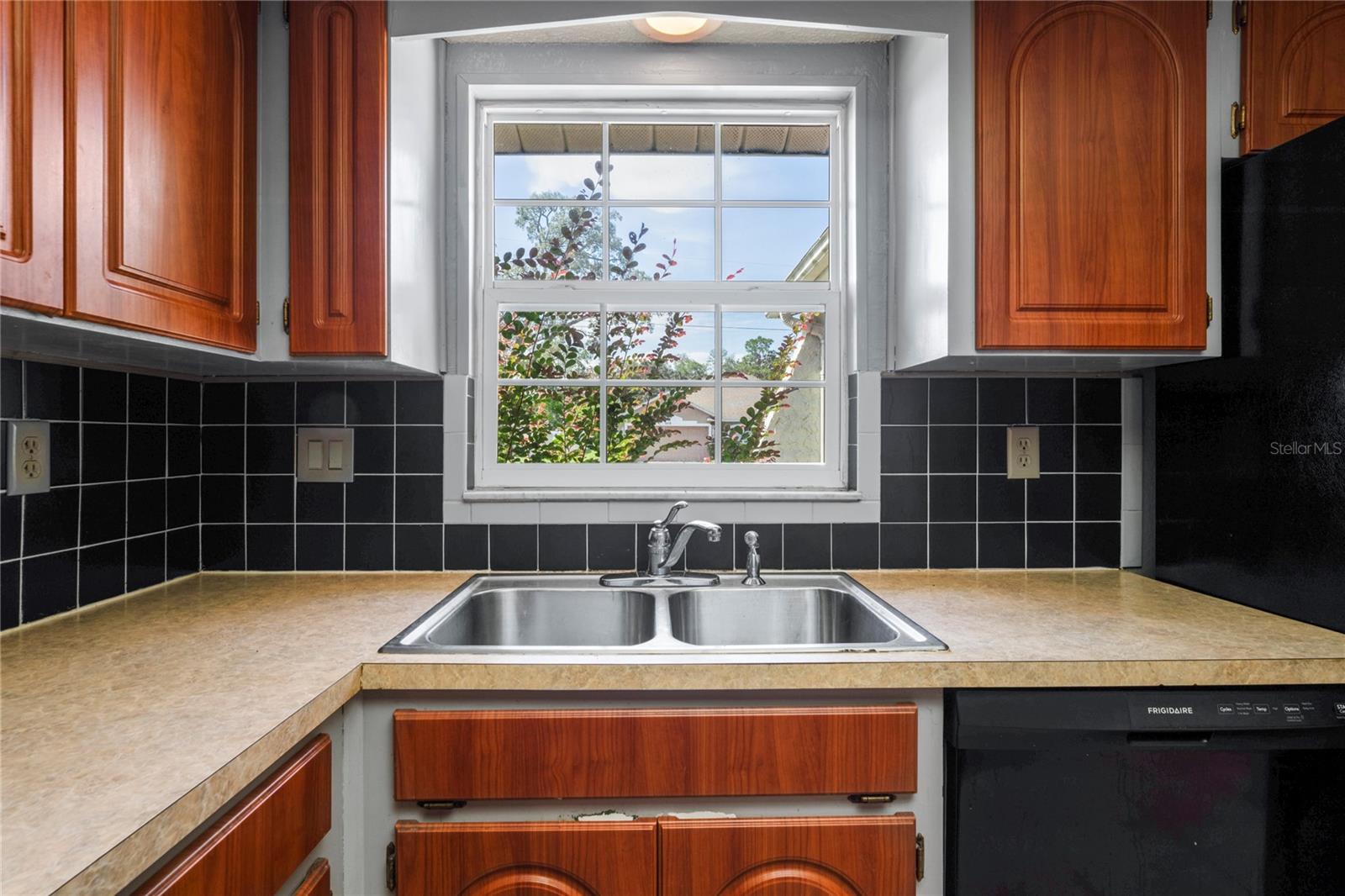 Image 10 of 50 For 9015 Pemberton Street