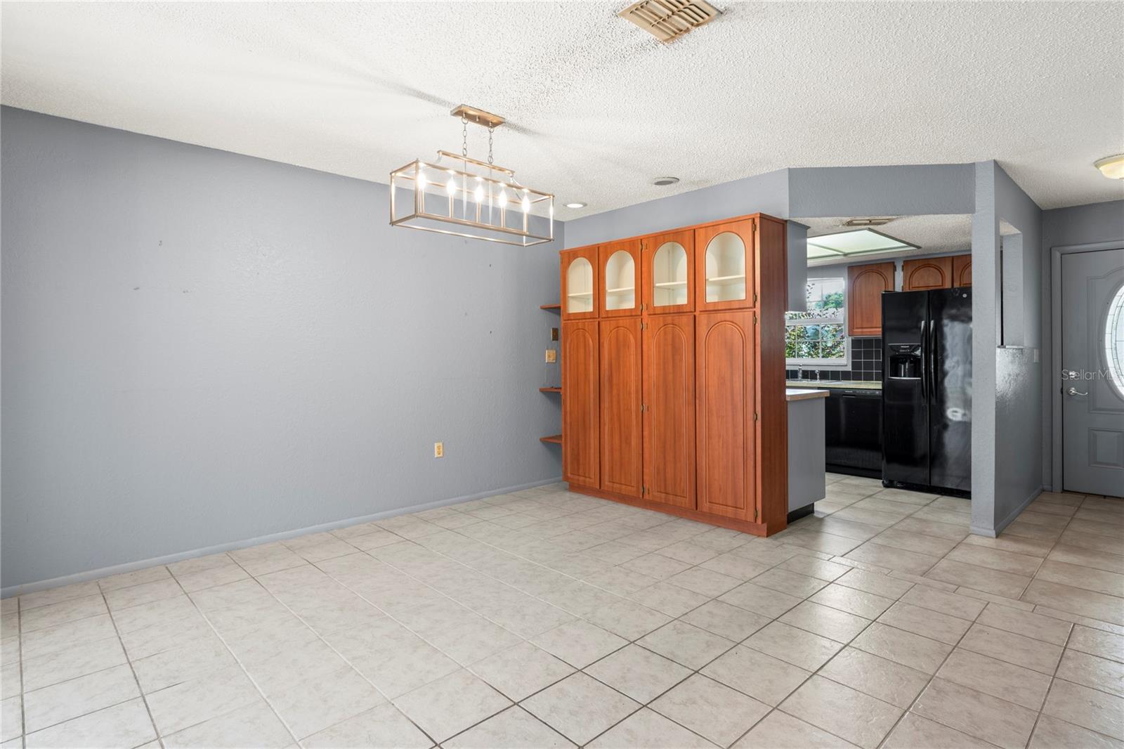 Image 13 of 50 For 9015 Pemberton Street