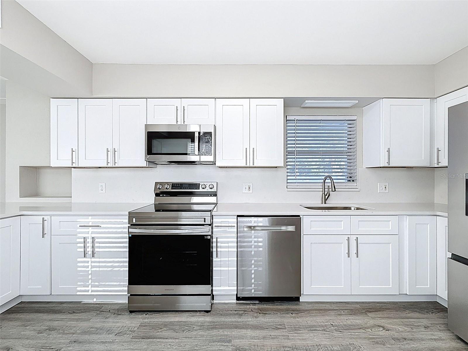Image 17 of 39 For 5029 16th Avenue N