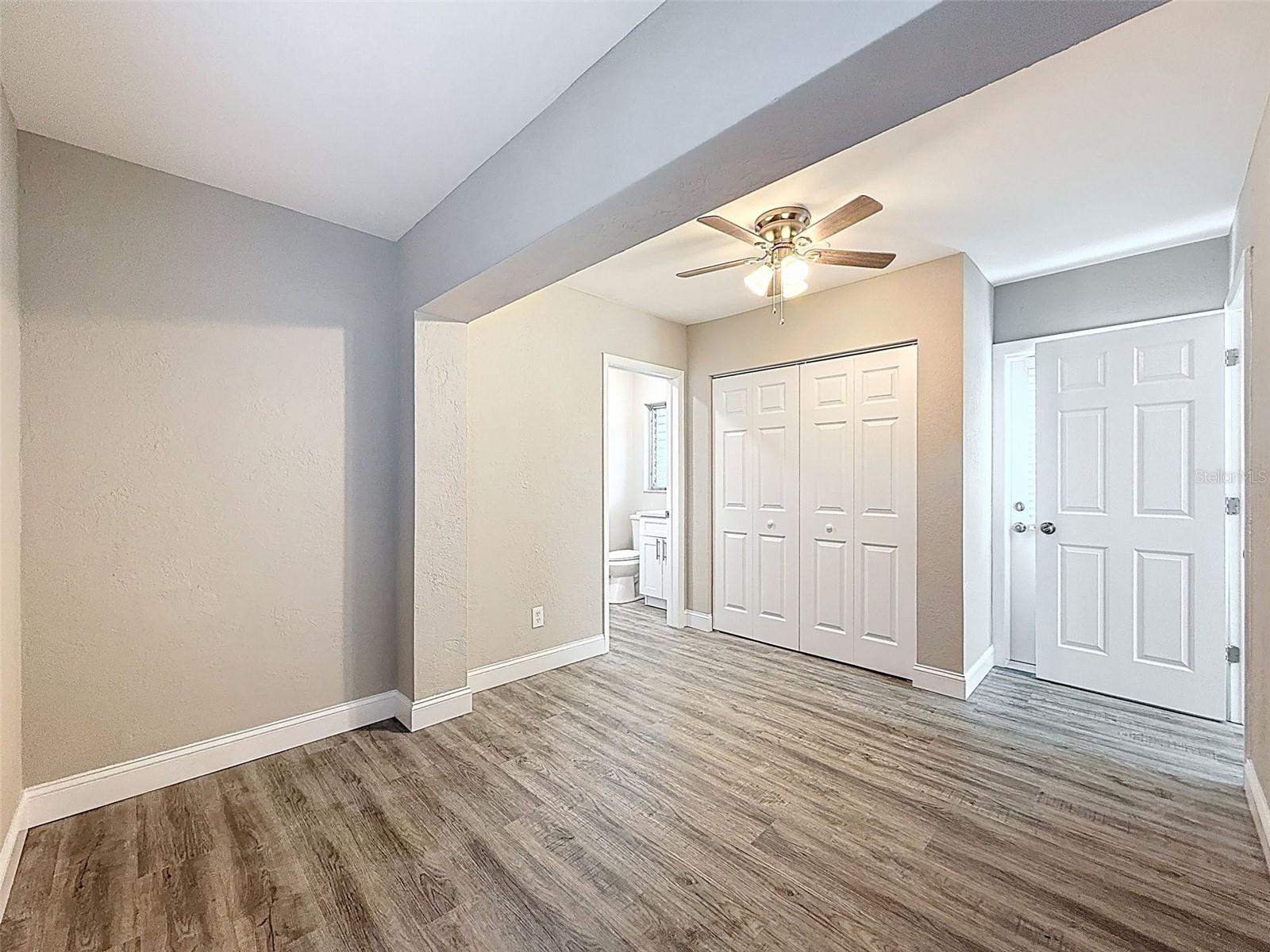 Image 20 of 39 For 5029 16th Avenue N
