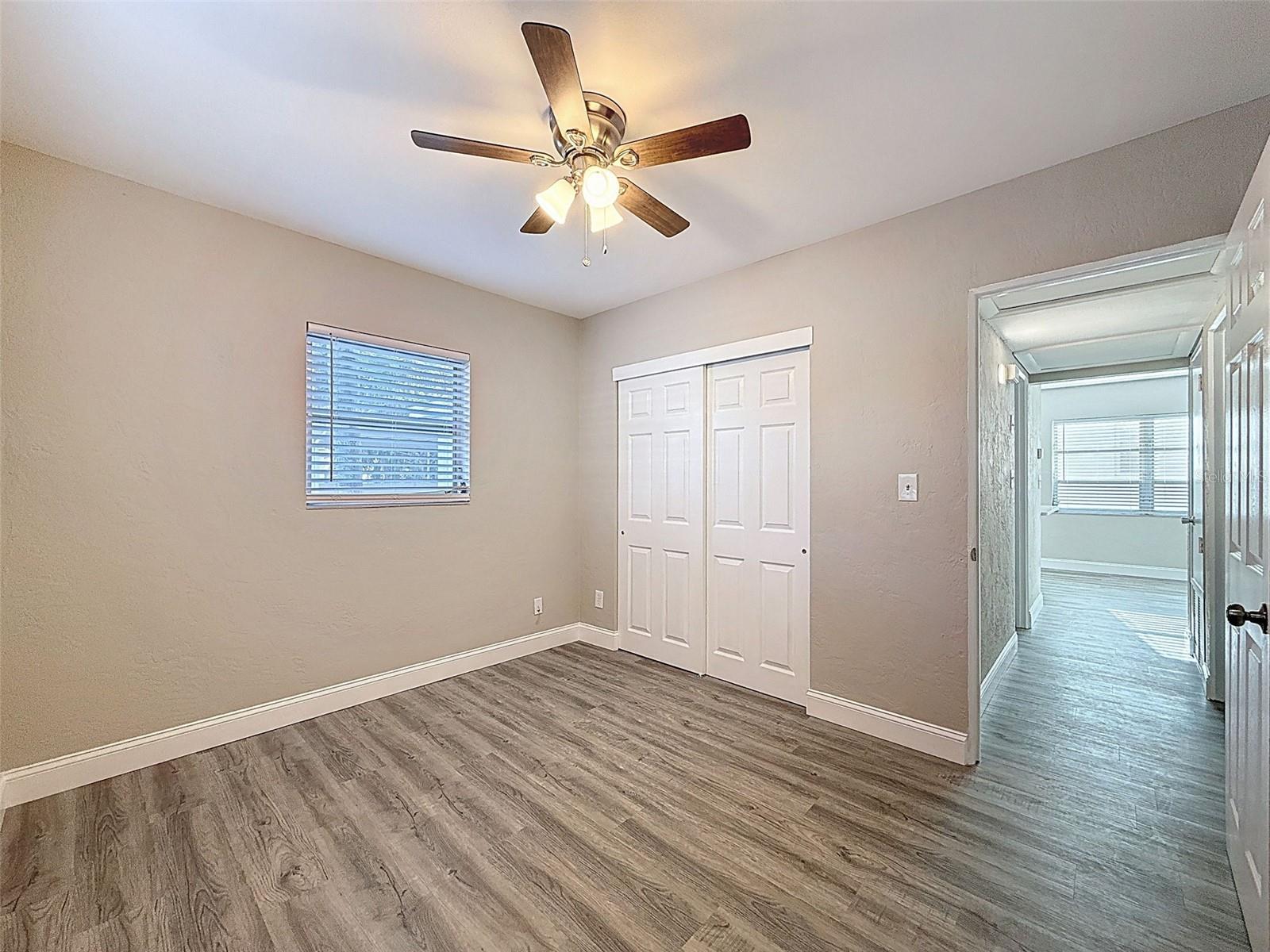 Image 27 of 39 For 5029 16th Avenue N