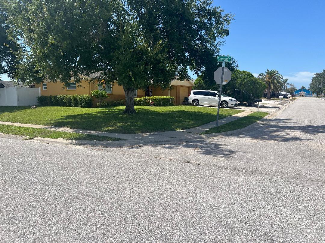 Image 4 of 5 For 7731 Waterford Street