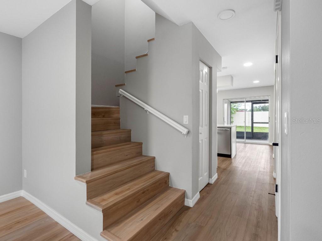 Image 15 of 28 For 6600 121st Avenue 3