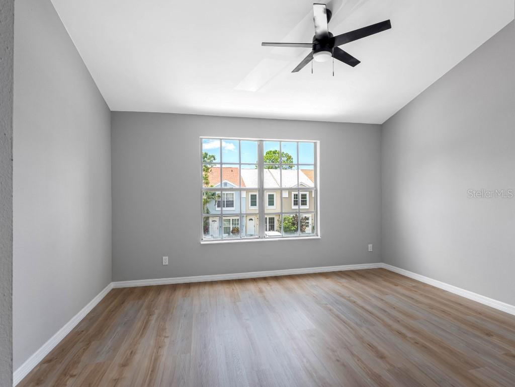 Image 17 of 28 For 6600 121st Avenue 3