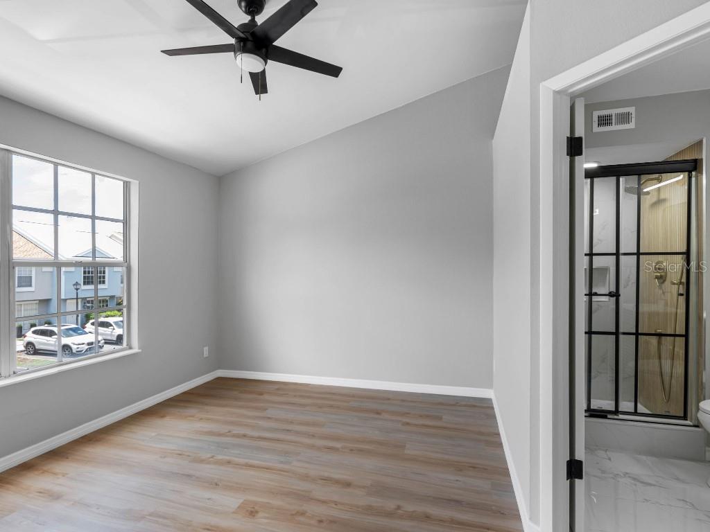 Image 18 of 28 For 6600 121st Avenue 3