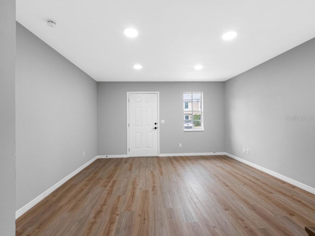 Image 2 of 28 For 6600 121st Avenue 3