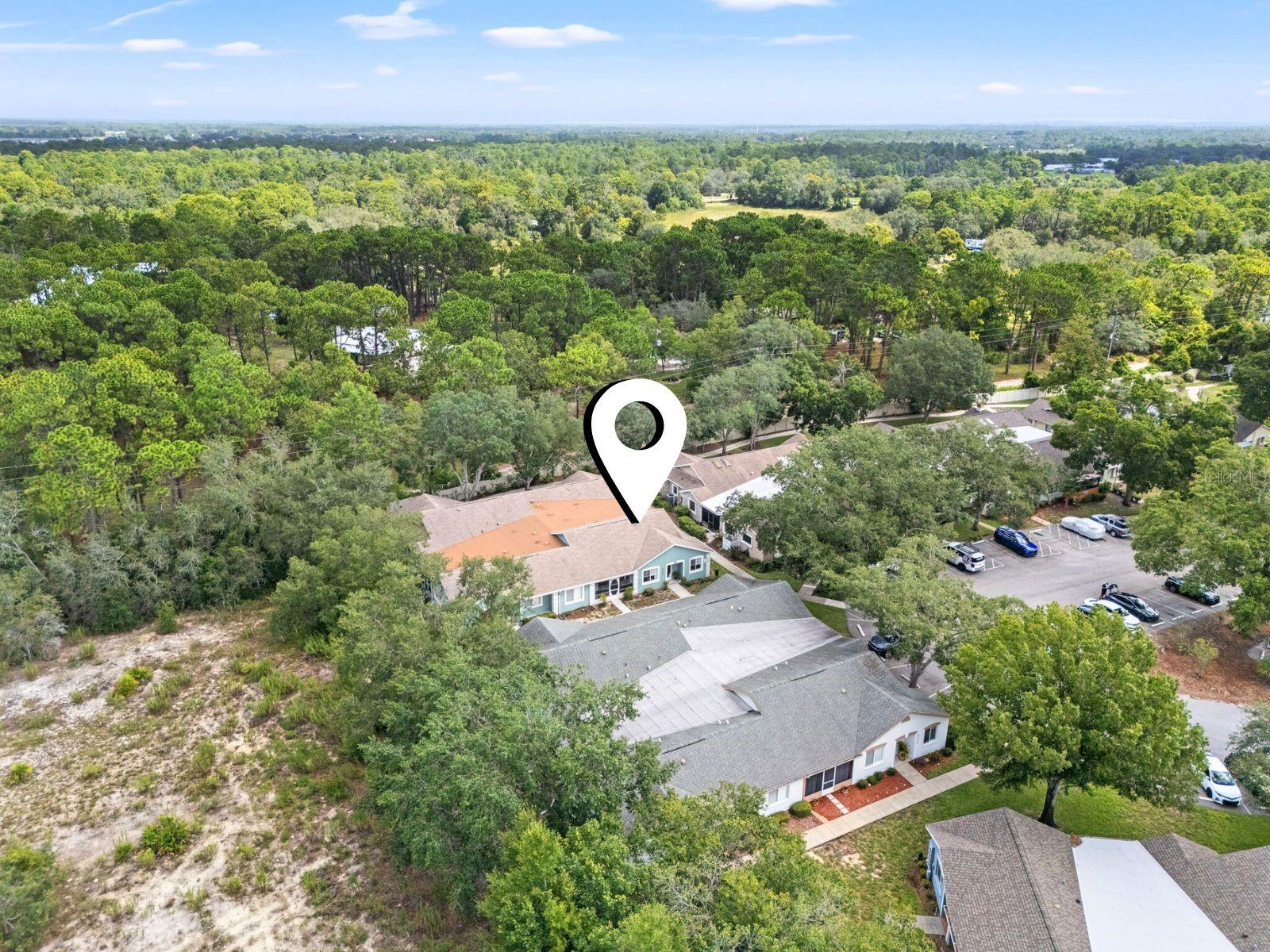 Listing photo id 27 for 8189 Sturbridge Court 8189