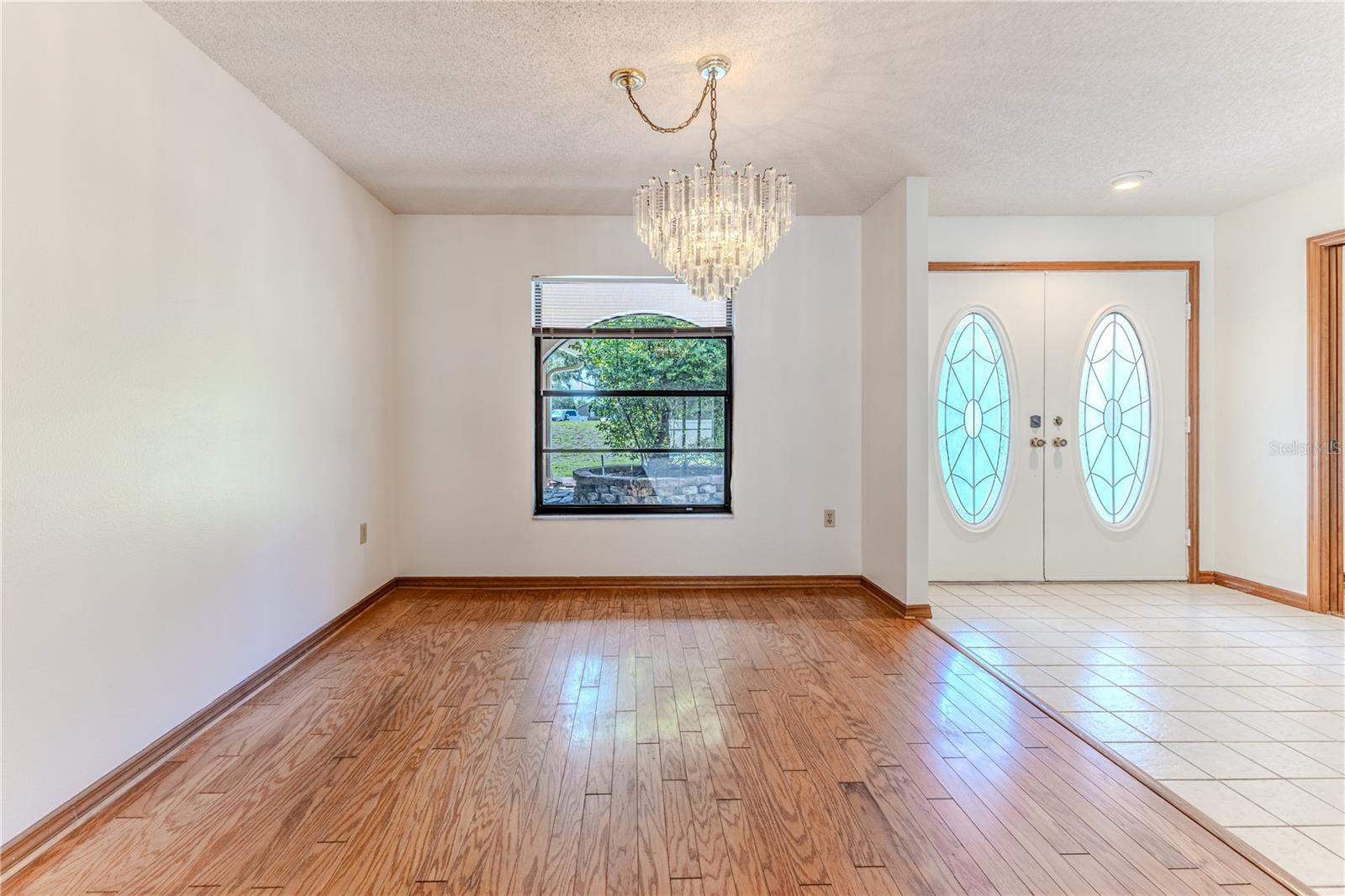 Image 14 of 86 For 8217 Chaucer Drive