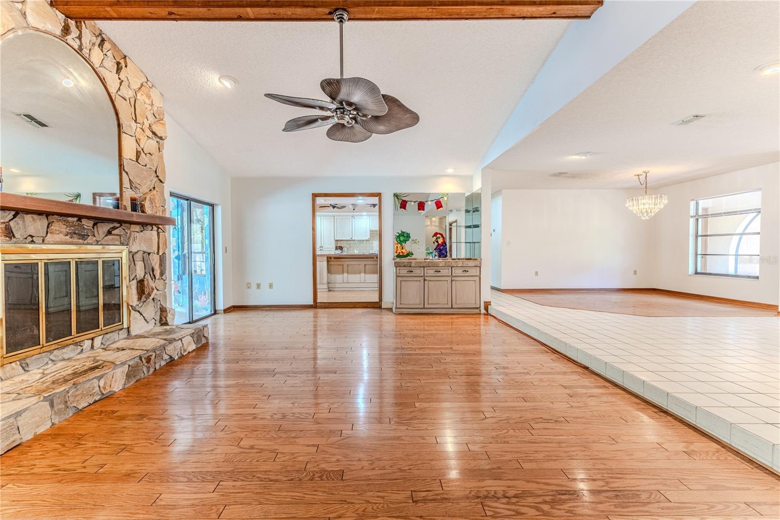 Image 22 of 86 For 8217 Chaucer Drive