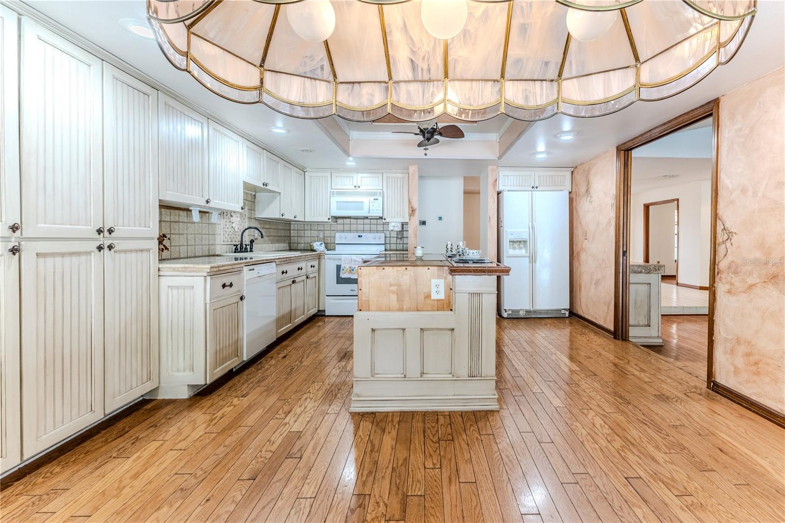 Image 27 of 86 For 8217 Chaucer Drive