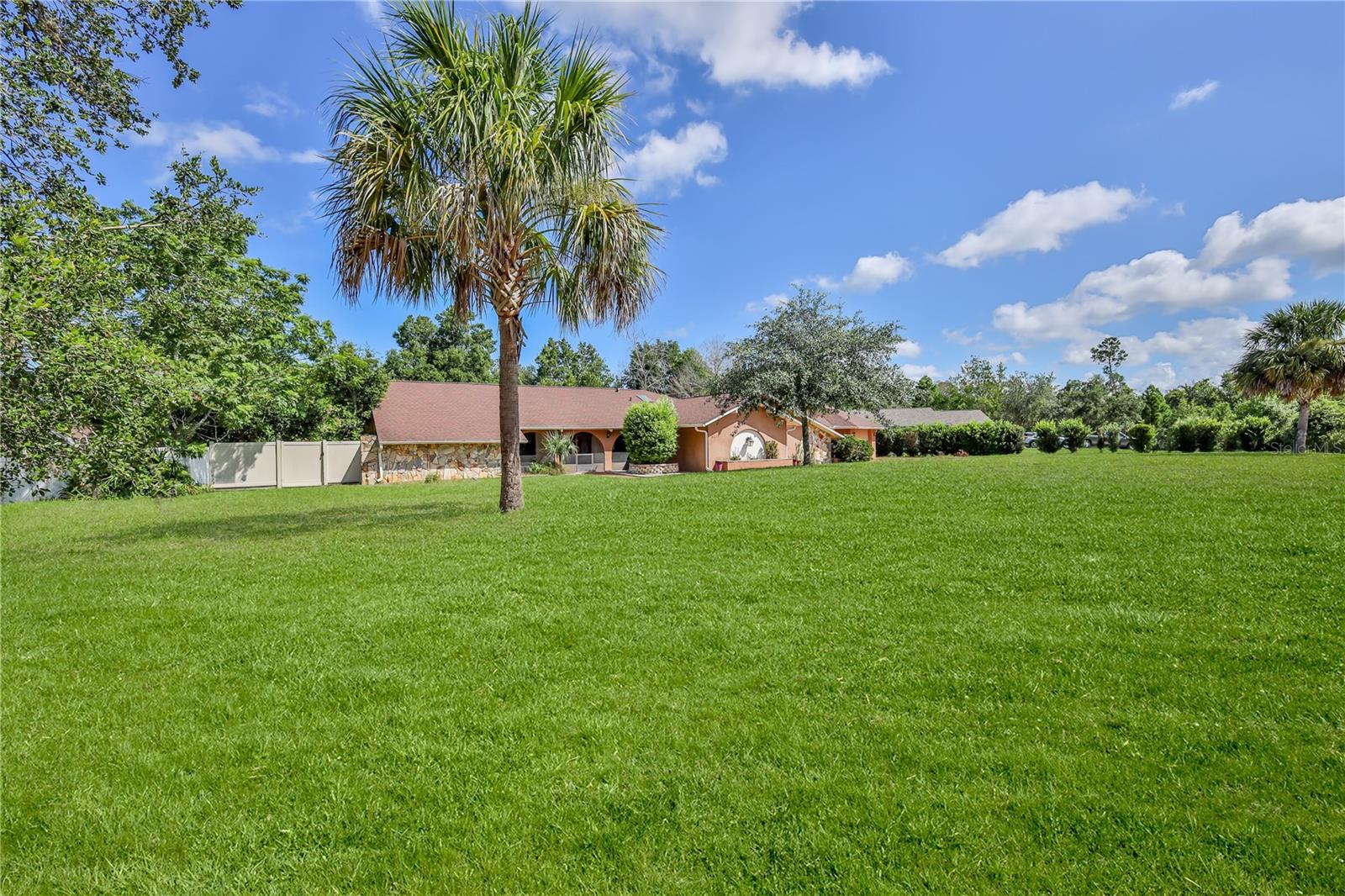 Image 6 of 86 For 8217 Chaucer Drive