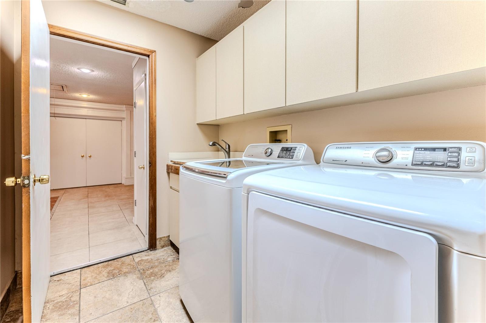 Image 65 of 86 For 8217 Chaucer Drive