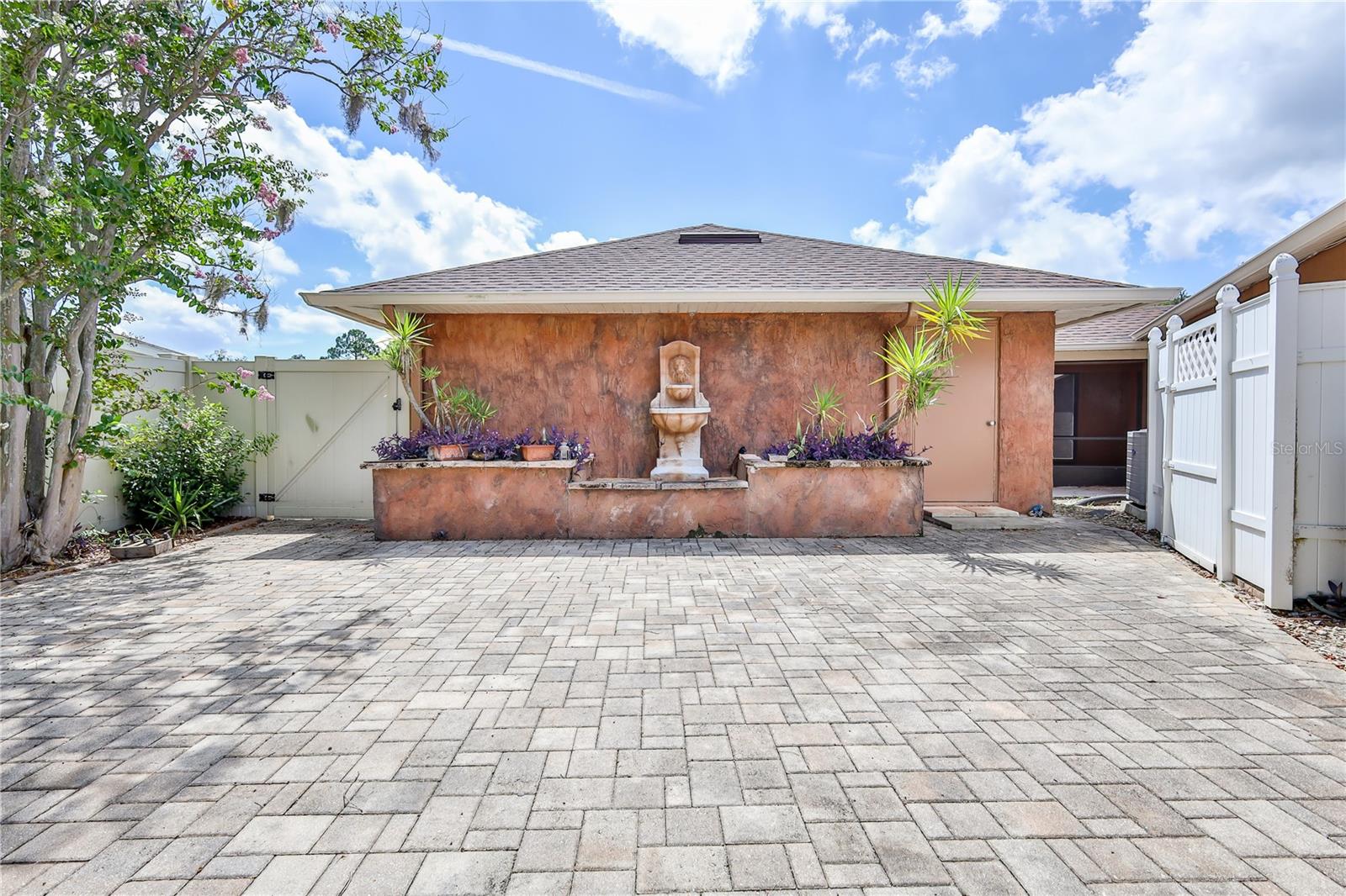 Image 67 of 86 For 8217 Chaucer Drive