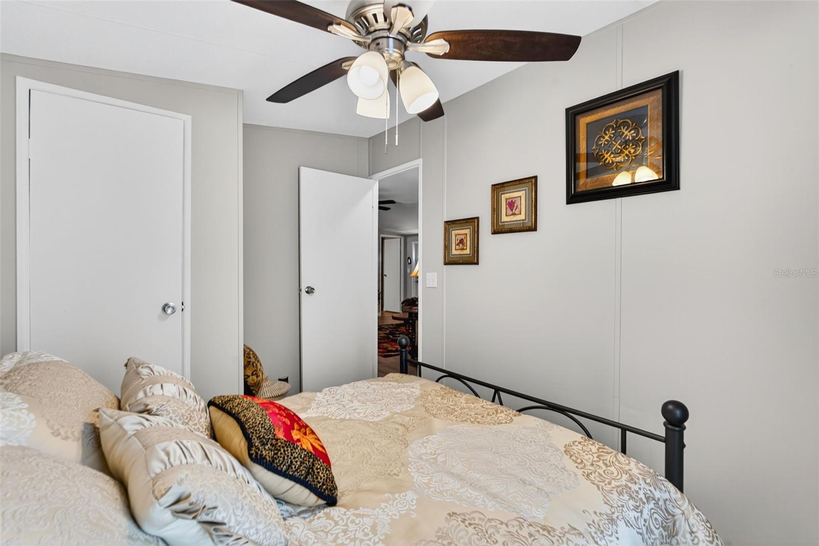 Image 13 of 59 For 3110 Moss Hill Street