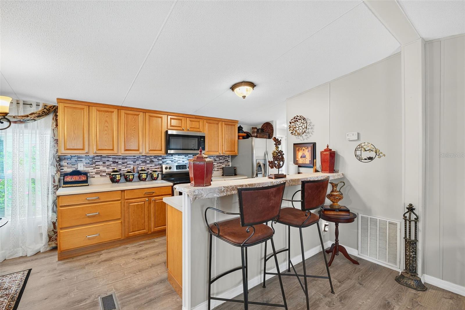 Image 16 of 59 For 3110 Moss Hill Street