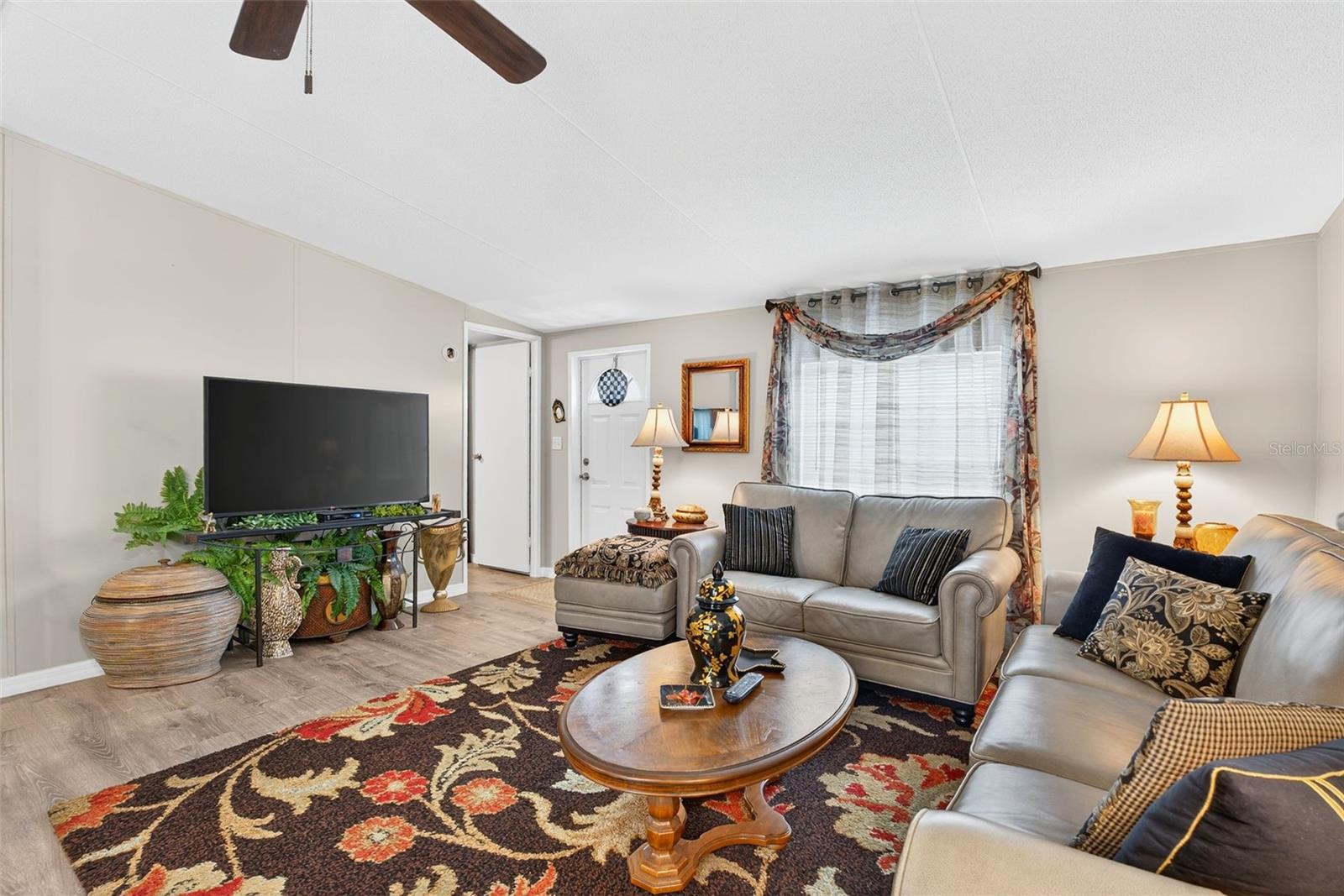 Image 17 of 59 For 3110 Moss Hill Street