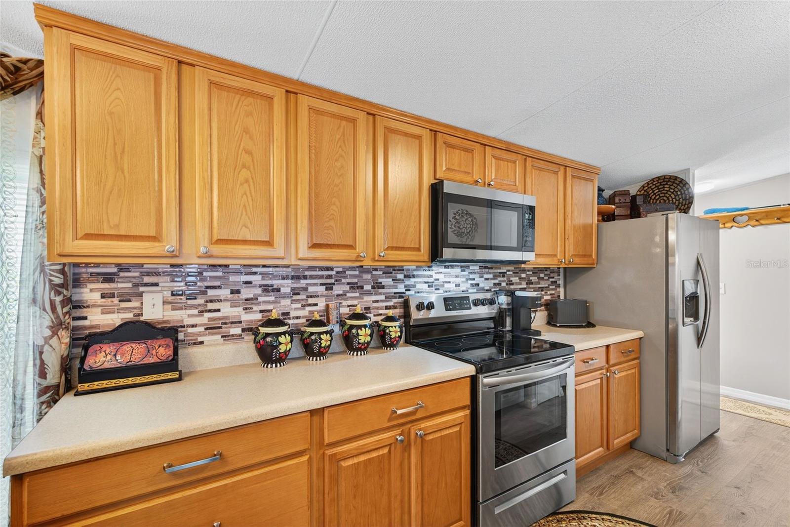 Image 20 of 59 For 3110 Moss Hill Street