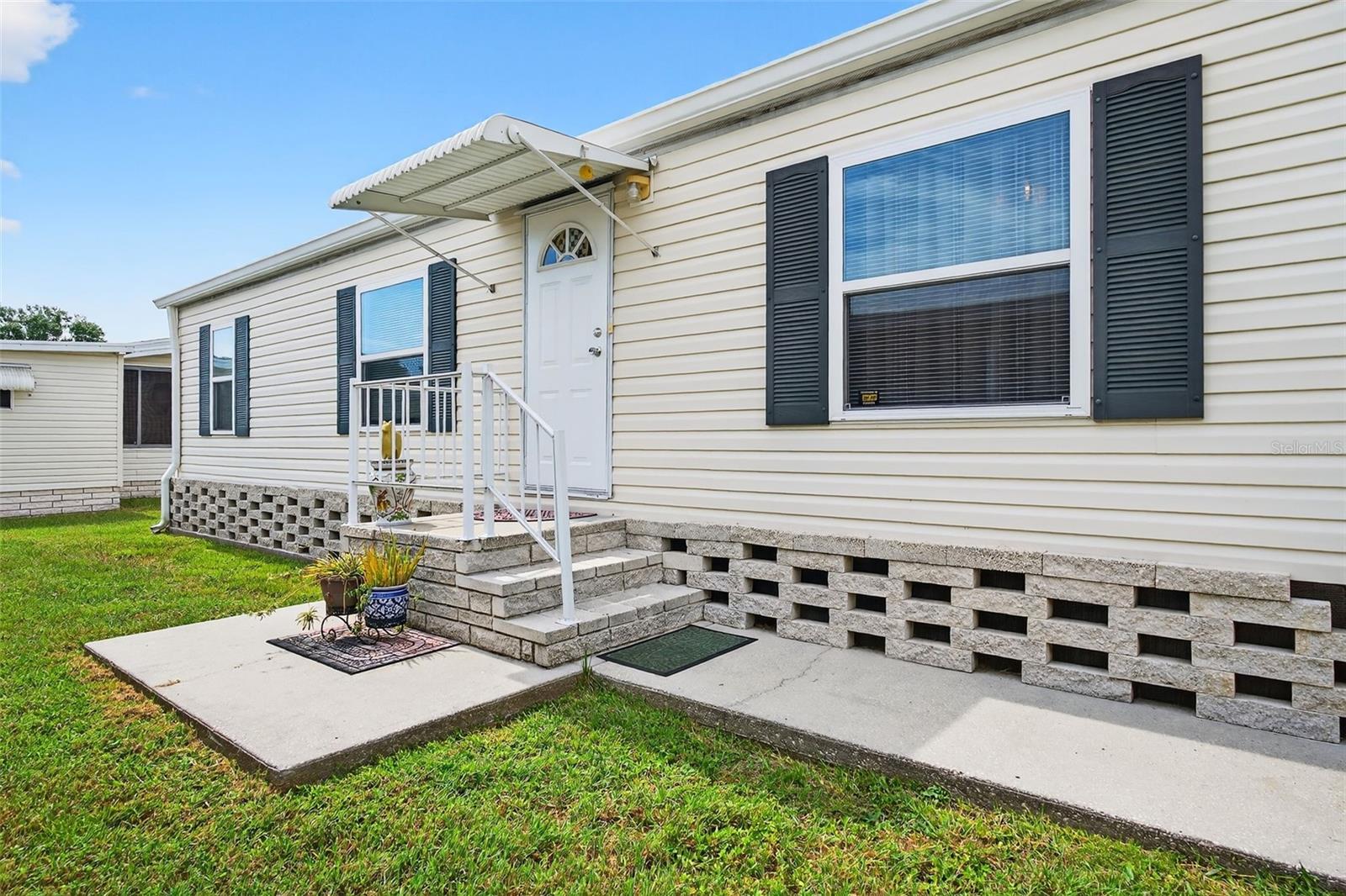 Image 21 of 59 For 3110 Moss Hill Street