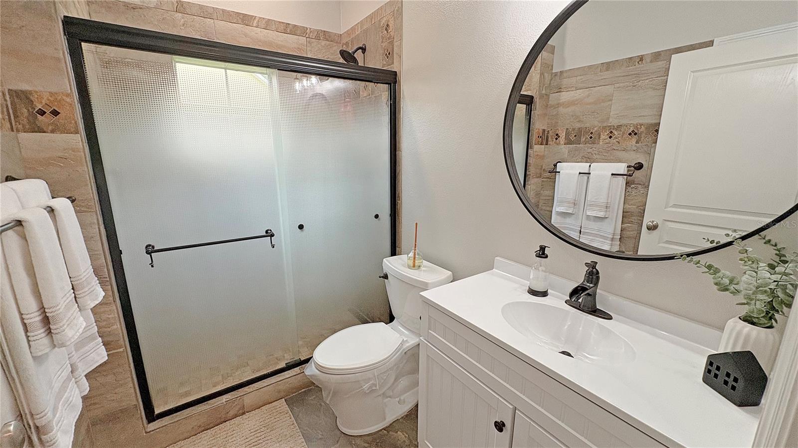 Image 21 of 25 For 19581 Lily Pond Court