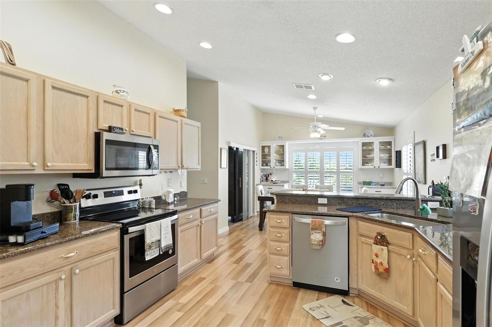 Image 31 of 36 For 13736 Waggle Court