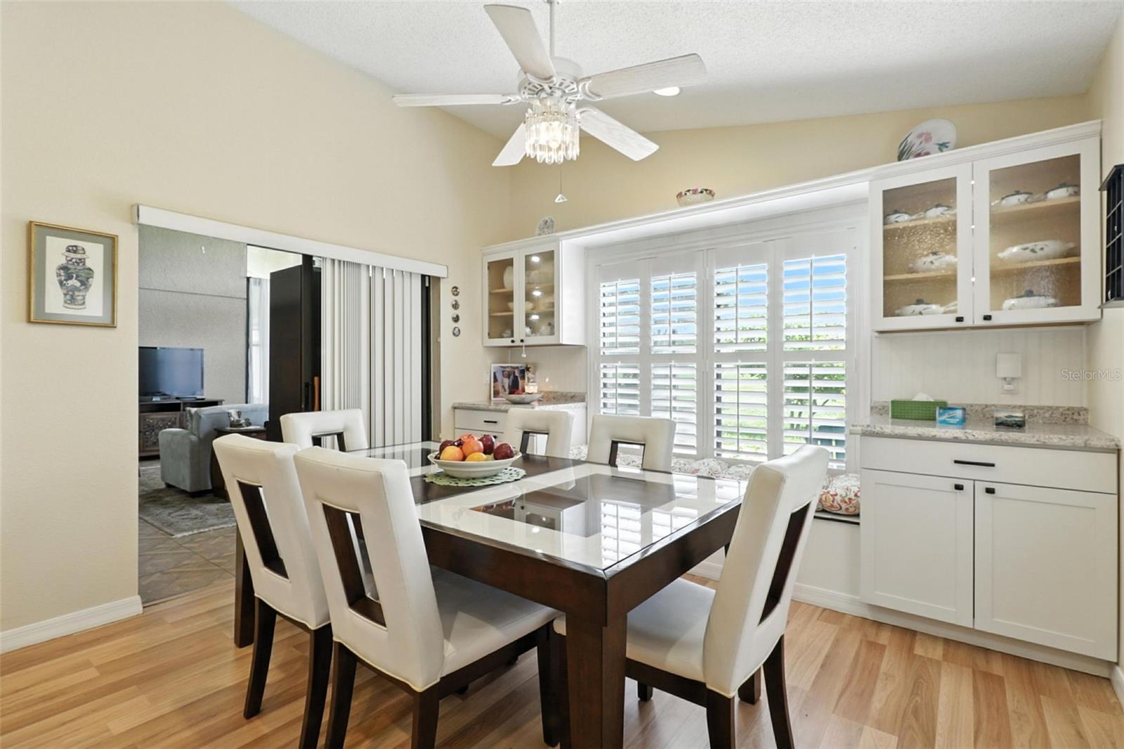 Image 32 of 36 For 13736 Waggle Court