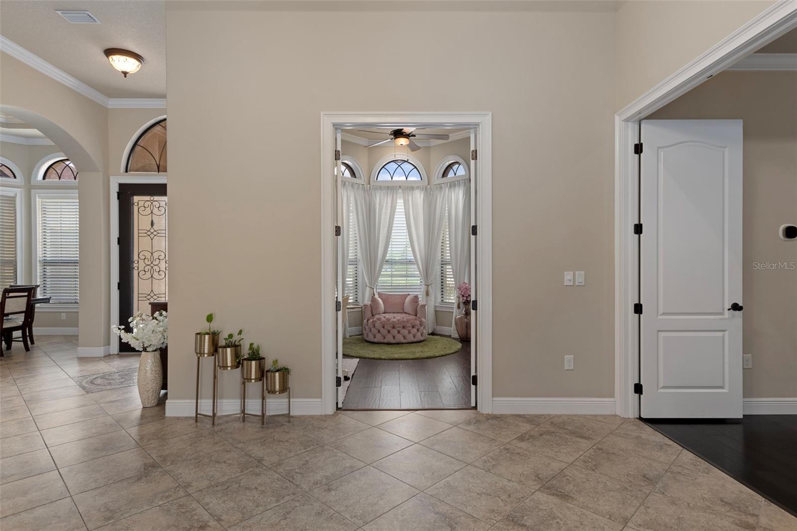 Image 16 of 74 For 902 Belvoir Way