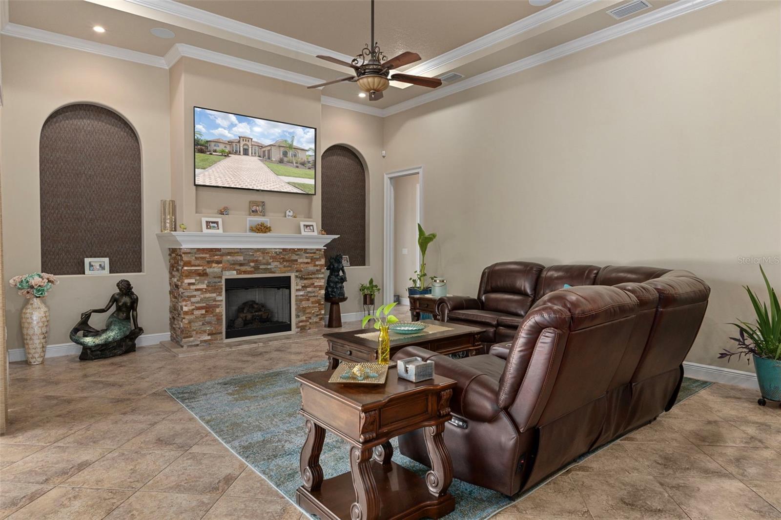 Image 29 of 74 For 902 Belvoir Way