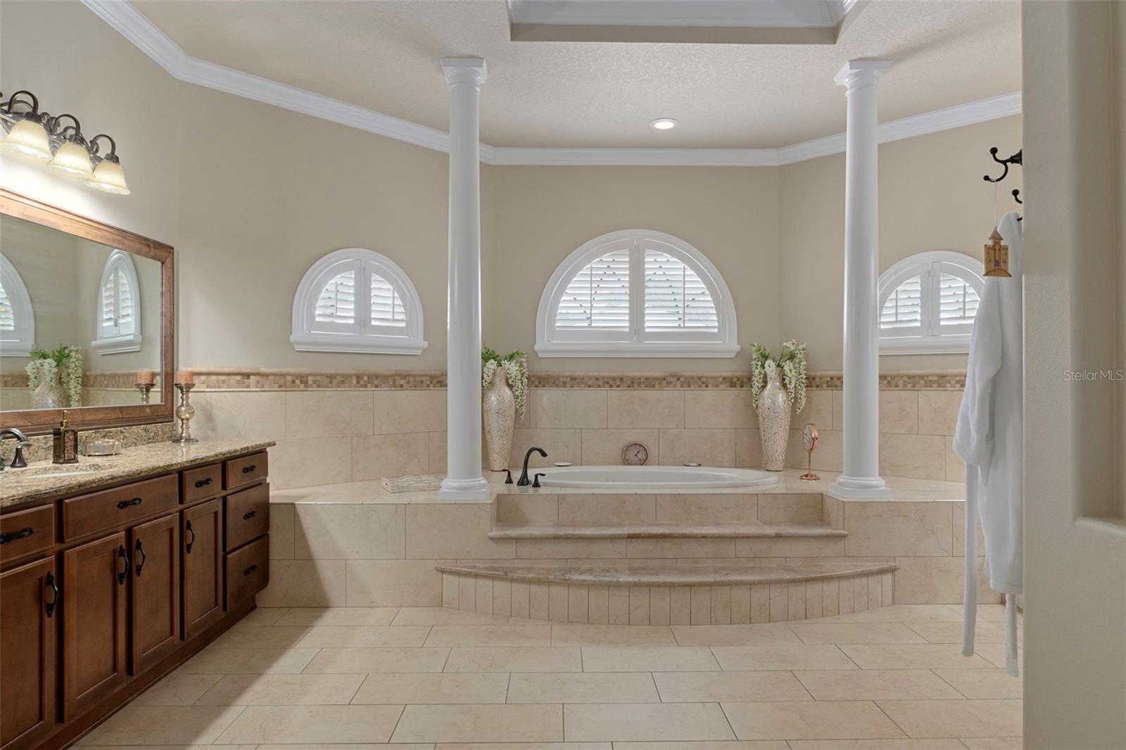 Image 37 of 74 For 902 Belvoir Way