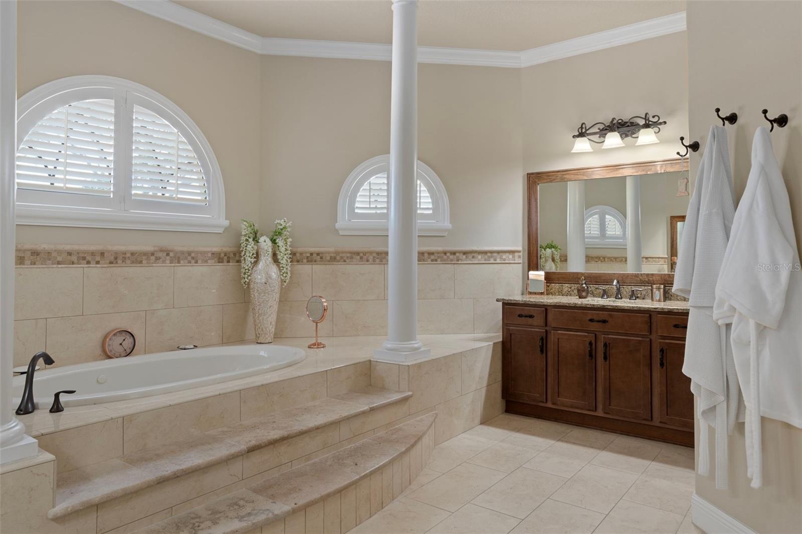Image 39 of 74 For 902 Belvoir Way