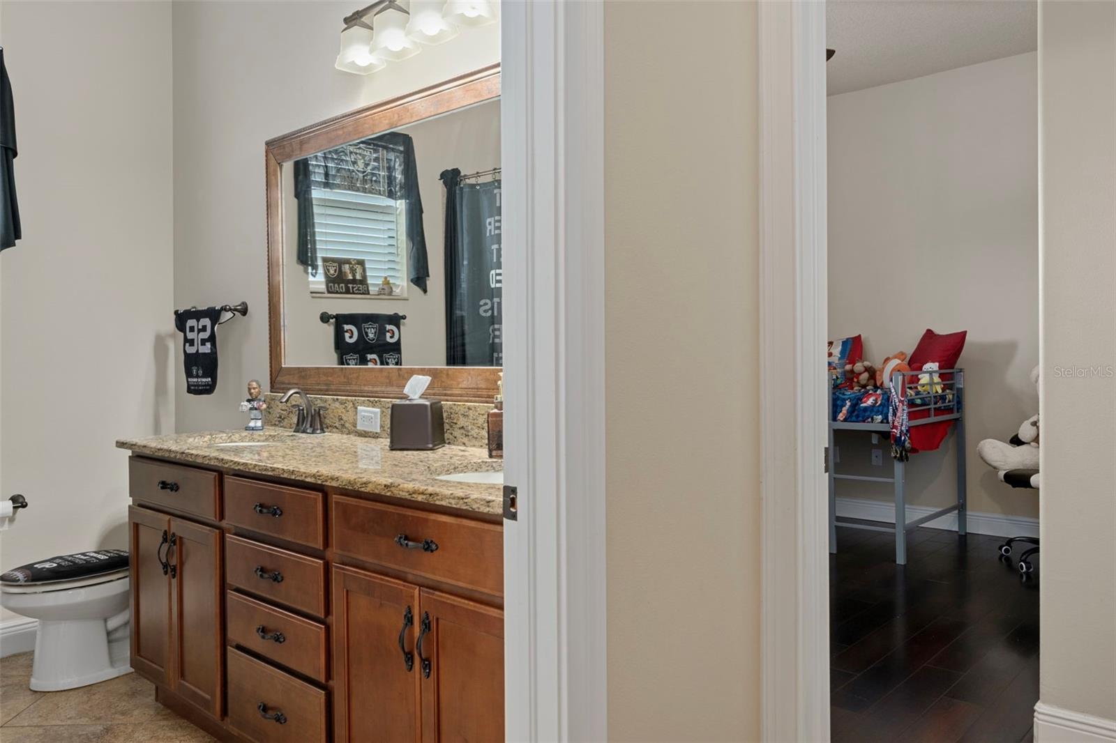 Image 46 of 74 For 902 Belvoir Way