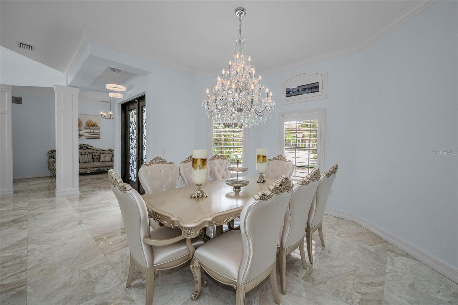 Listing photo id 9 for 10238 Pontofino Circle
