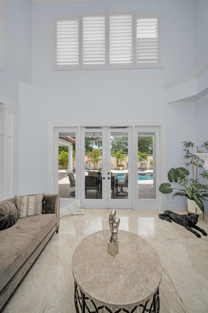 Listing photo id 12 for 10238 Pontofino Circle