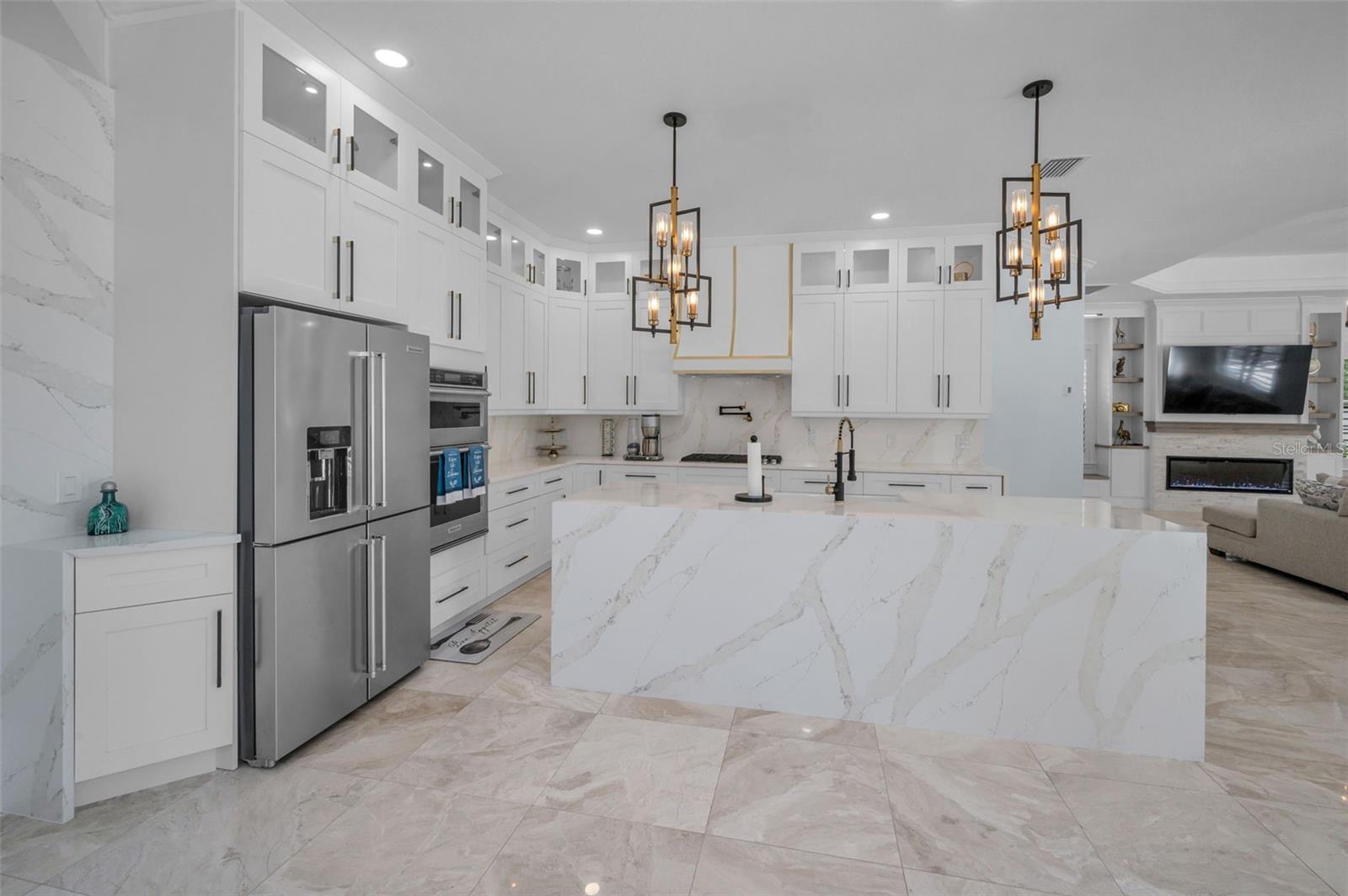 Listing photo id 20 for 10238 Pontofino Circle