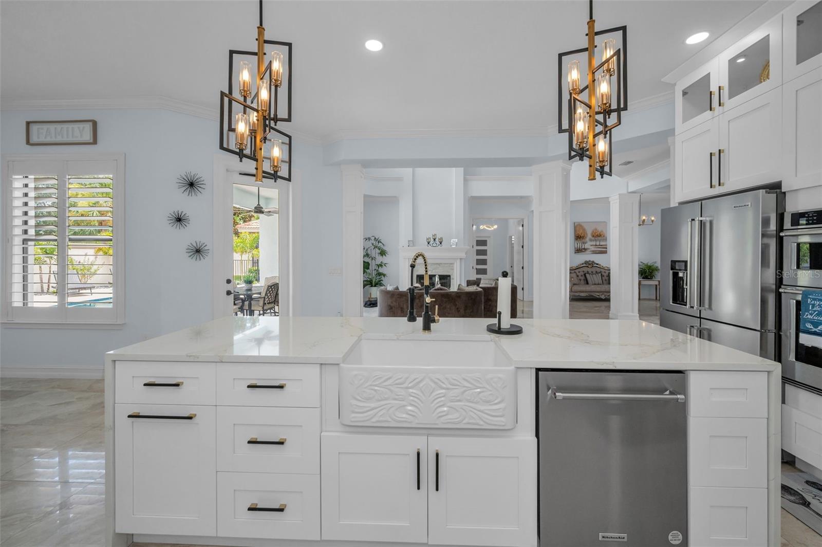 Listing photo id 27 for 10238 Pontofino Circle