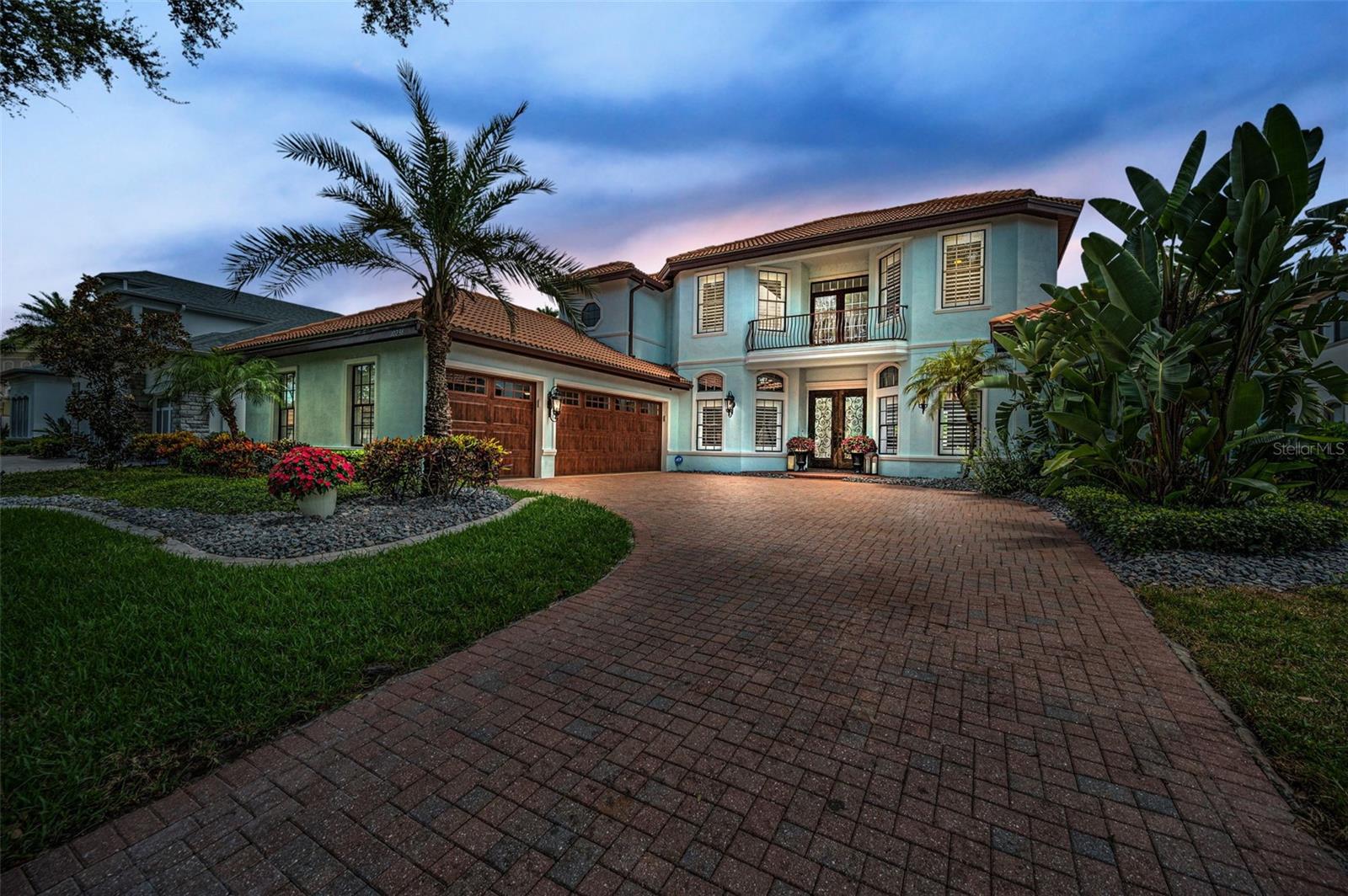 Listing photo id 1 for 10238 Pontofino Circle