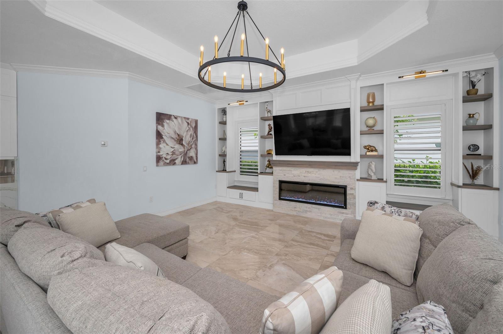 Listing photo id 33 for 10238 Pontofino Circle