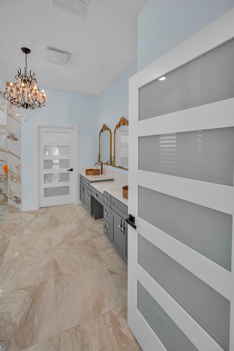 Listing photo id 43 for 10238 Pontofino Circle