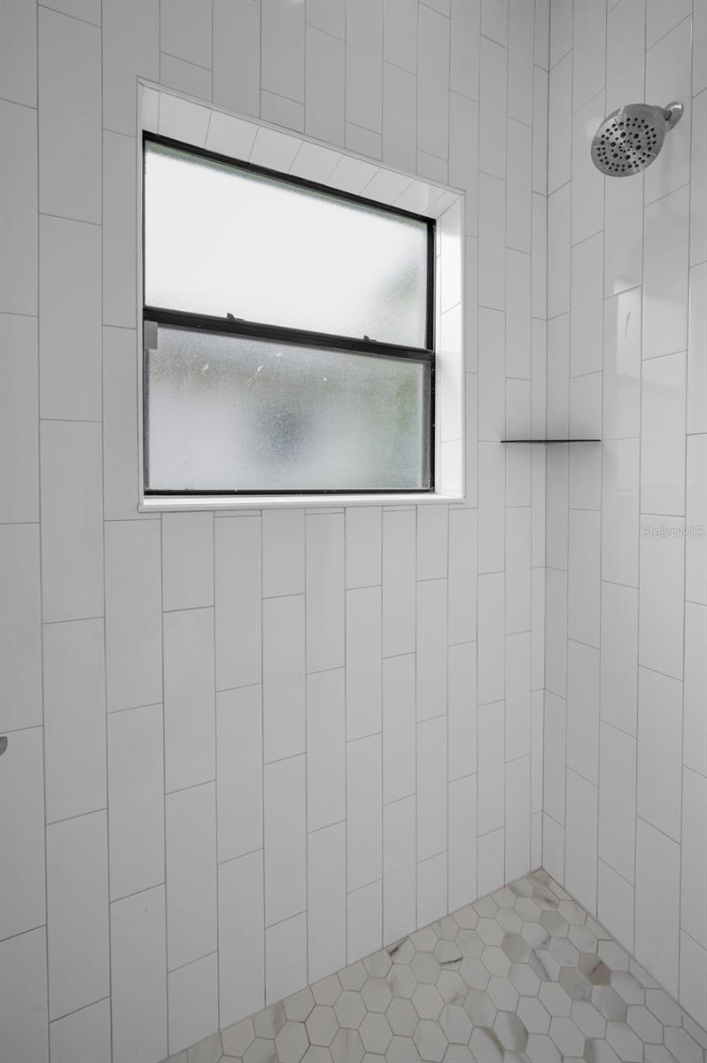 Listing photo id 48 for 10238 Pontofino Circle