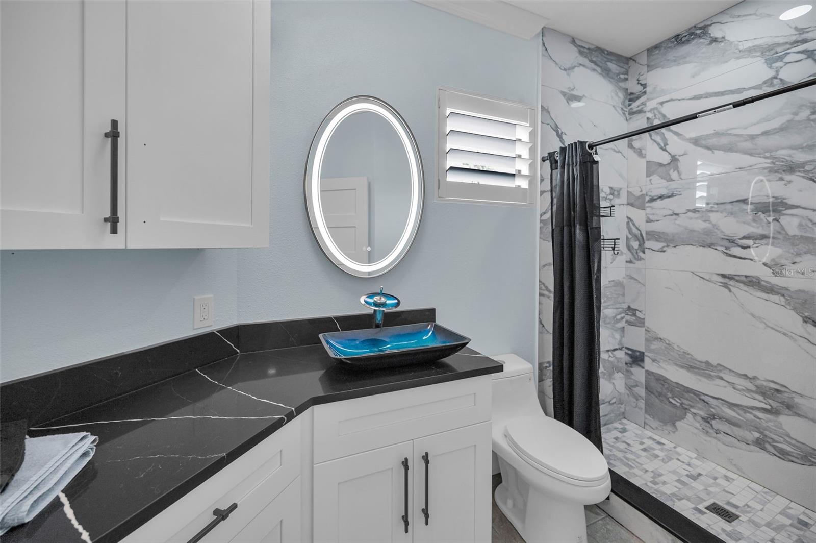 Listing photo id 72 for 10238 Pontofino Circle